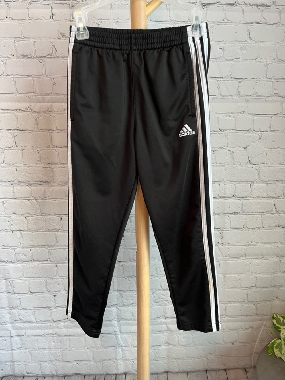 ⭐️⭐️ PICK 5 / $20 Adidas Black Joggers